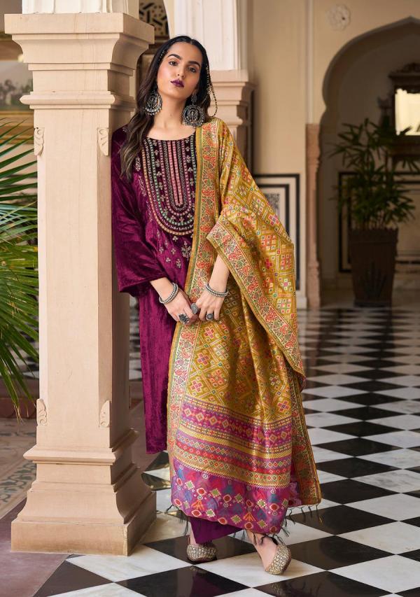 Gull Jee Farhin Premium Velvet Collection Designer Suit